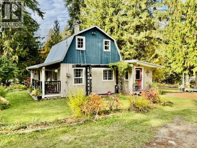 7812 6 Highway, Fauquier, British Columbia  V0G 1K0 - Photo 2 - 10369058