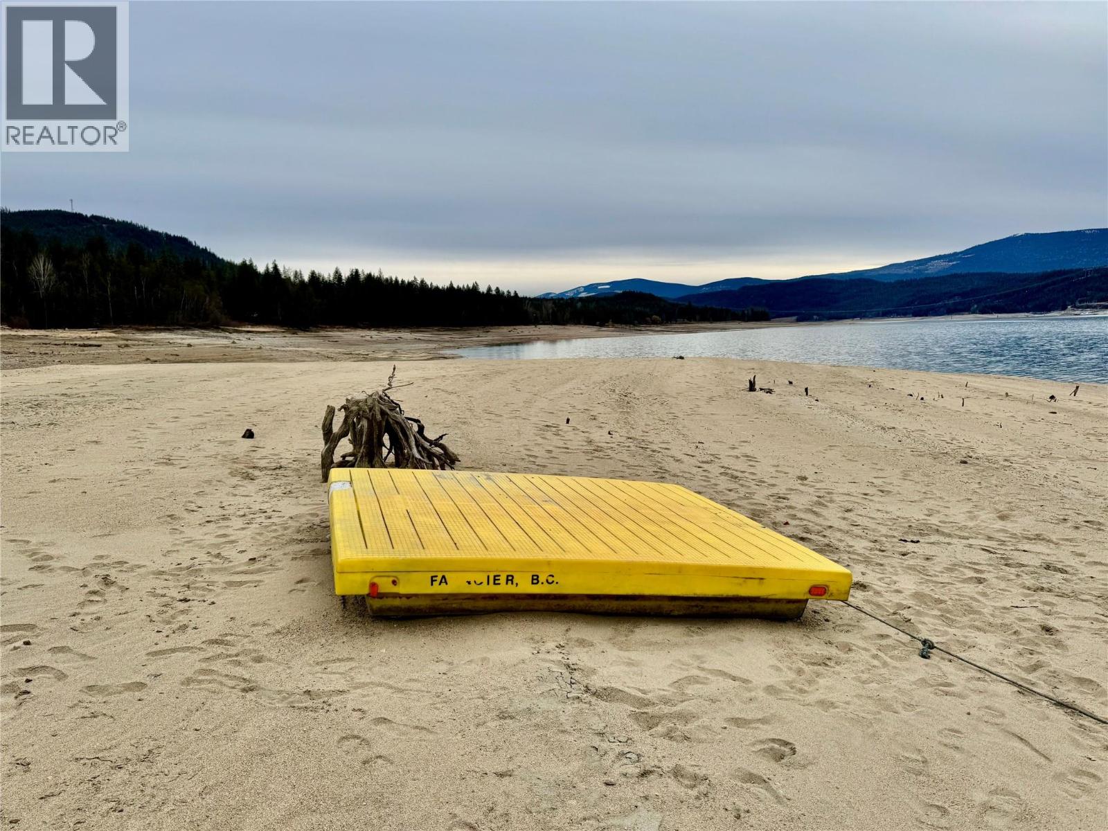7812 6 Highway, Fauquier, British Columbia  V0G 1K0 - Photo 52 - 10369058