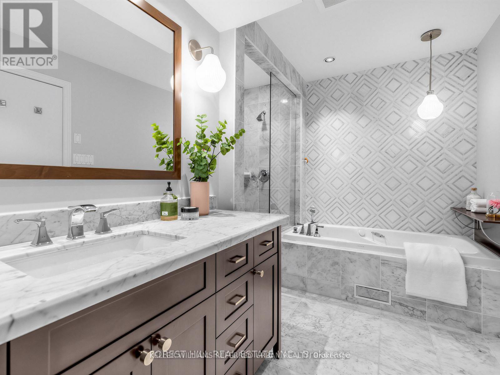 40 Snowshoe Mill Way, Toronto, Ontario  M2L 1T5 - Photo 24 - C13228580