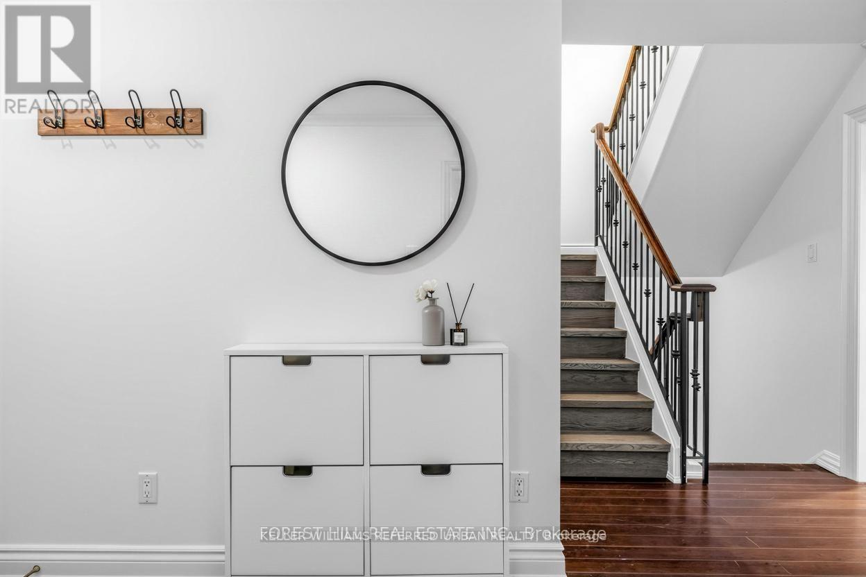 40 Snowshoe Mill Way, Toronto, Ontario  M2L 1T5 - Photo 3 - C13228580