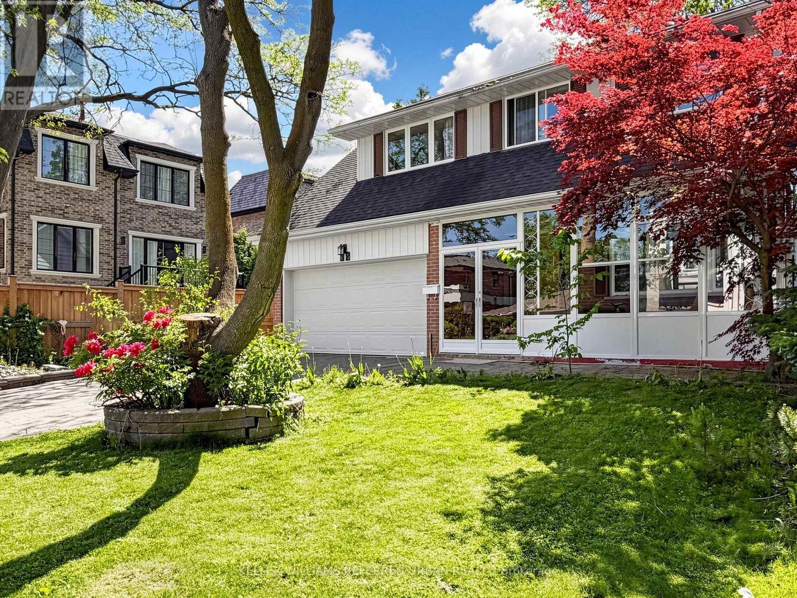 32 Wycliffe Crescent, Toronto, Ontario  M2K 1V6 - Photo 2 - C13233342