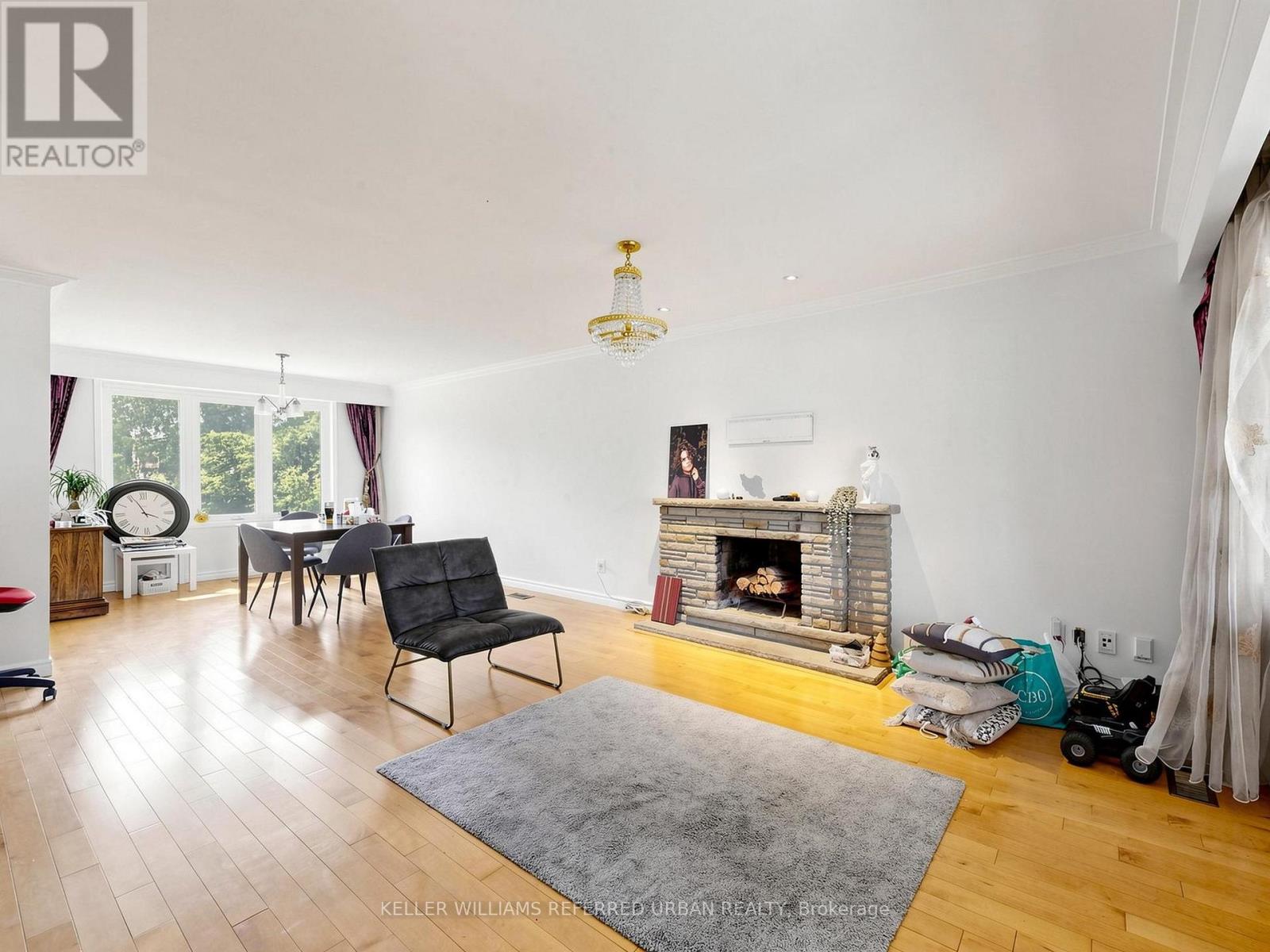 32 Wycliffe Crescent, Toronto, Ontario  M2K 1V6 - Photo 7 - C13233342