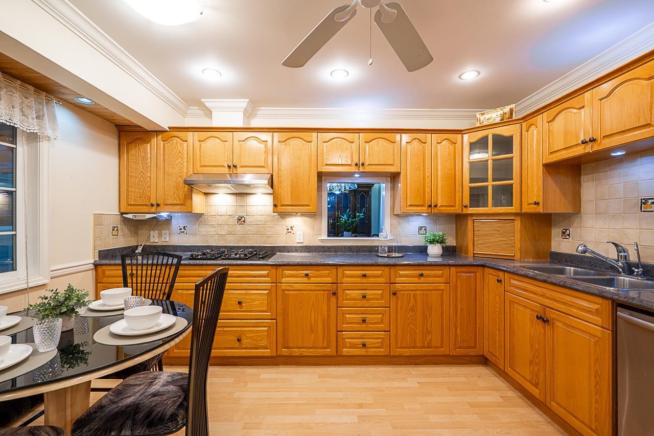 9762 116 Street, Surrey, British Columbia  V3V 3Z9 - Photo 4 - R3153507