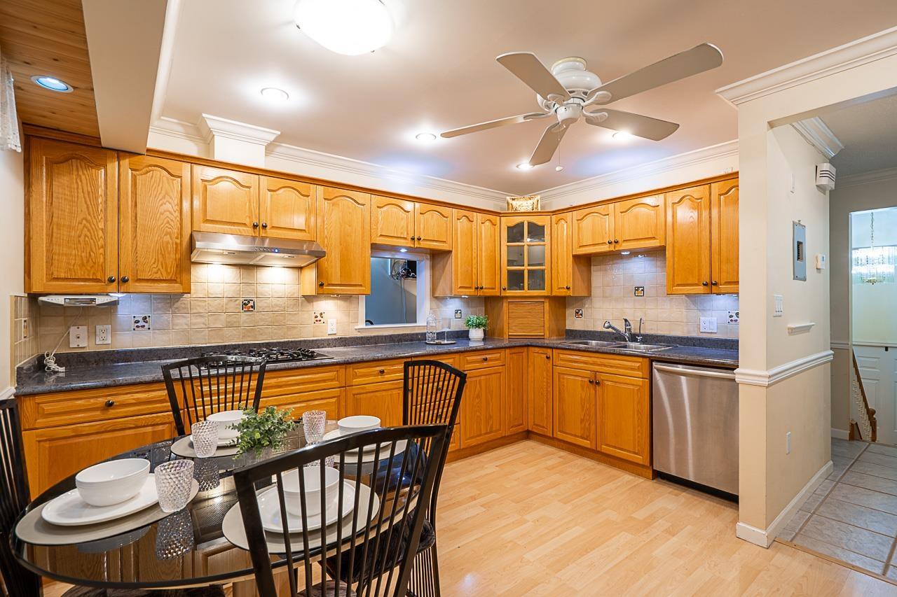 9762 116 Street, Surrey, British Columbia  V3V 3Z9 - Photo 5 - R3153507
