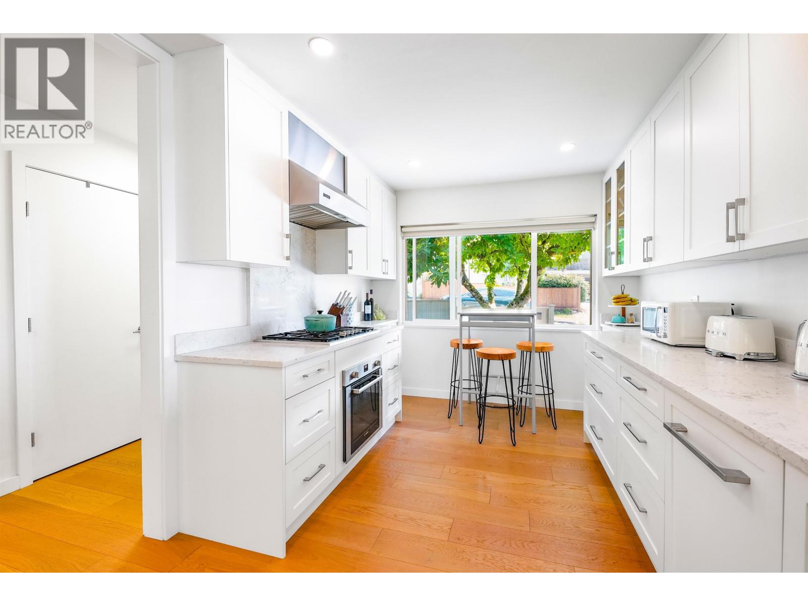 3277 Chesterfield Avenue, North Vancouver, British Columbia  V7N 3M8 - Photo 10 - R3154127