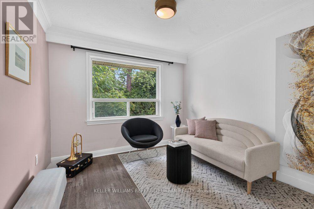 36 Fleetwell Court, Toronto, Ontario  M2R 1L3 - Photo 8 - C13540250