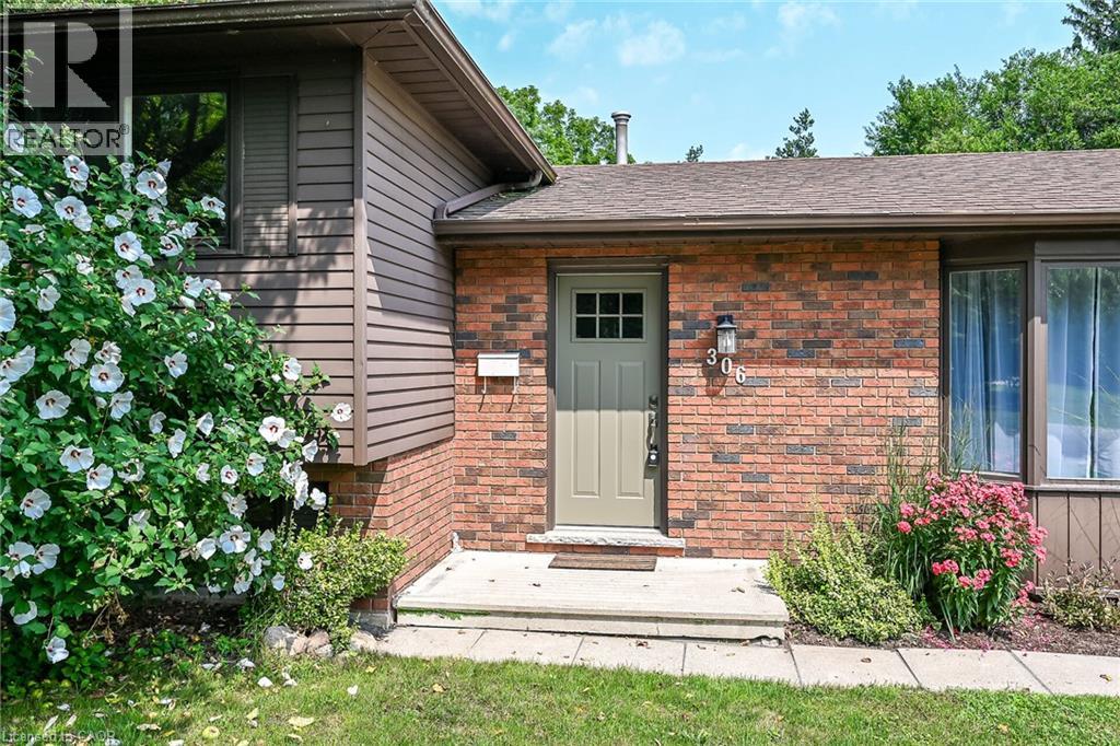 306 Lanark Street, Caledonia, Ontario  N3W 1E8 - Photo 2 - 40854775