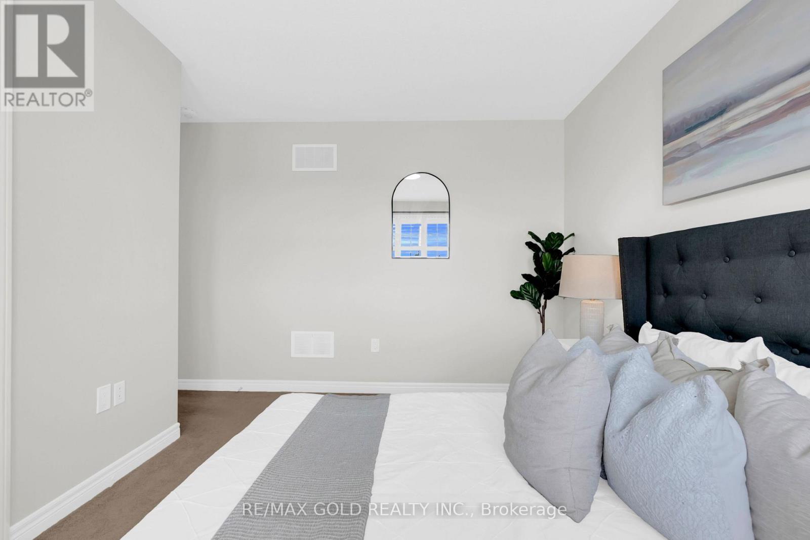 1625 Sorensen Court, Milton, Ontario  L9E 1G8 - Photo 35 - W13666264
