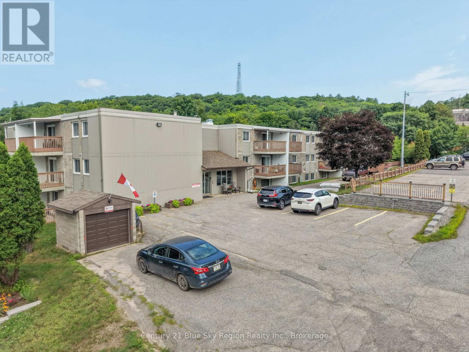 306 - 213 Leonard Street, North Bay, Ontario  P1B 5K3 - Photo 2 - X13662500