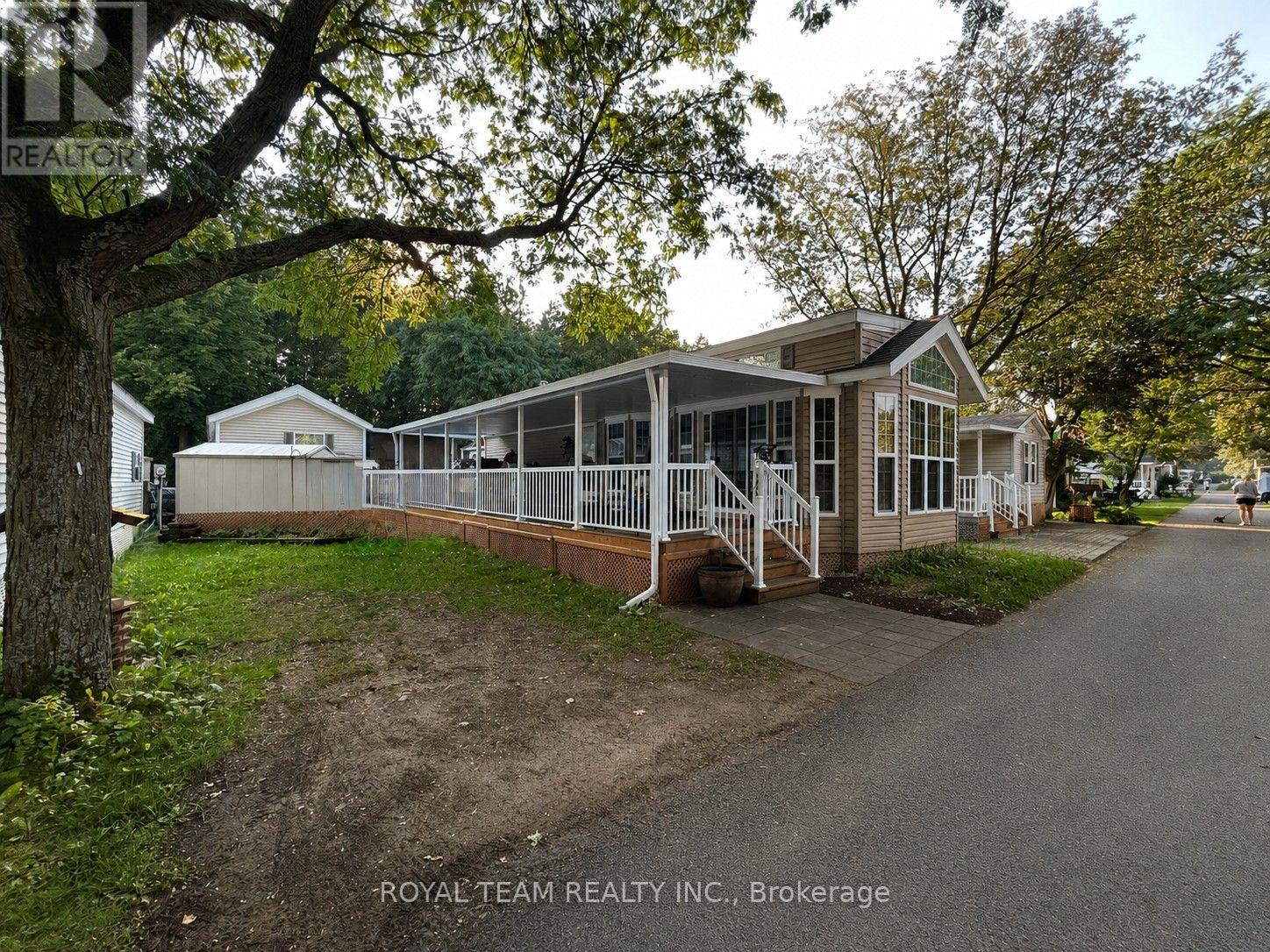 EASTDALE 24 - 15014 NINTH LINE, Whitchurch-Stouffville, Ontario