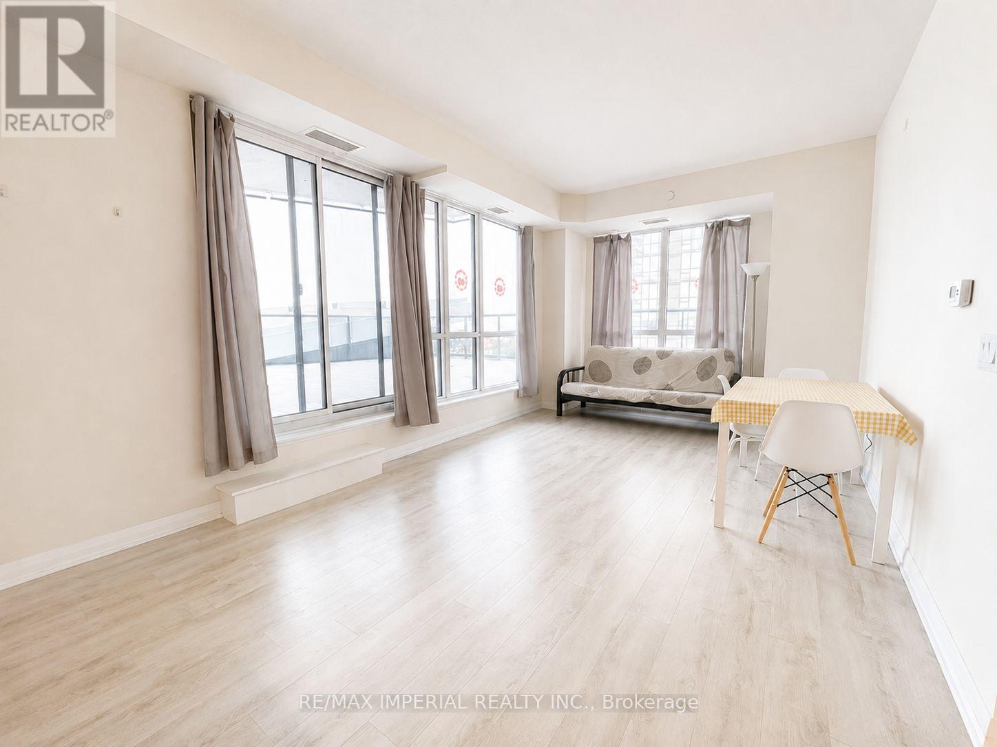 403, Master Room - 65 Watergarden Drive, Mississauga, Ontario  L5R 1B2 - Photo 12 - W13665496