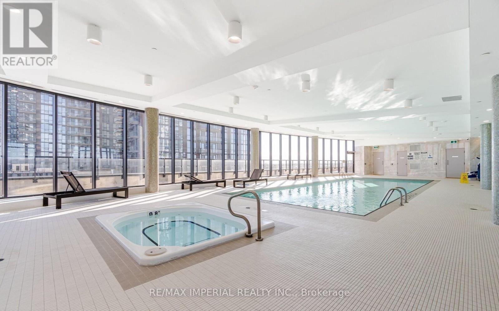 403, Master Room - 65 Watergarden Drive, Mississauga, Ontario  L5R 1B2 - Photo 26 - W13665496