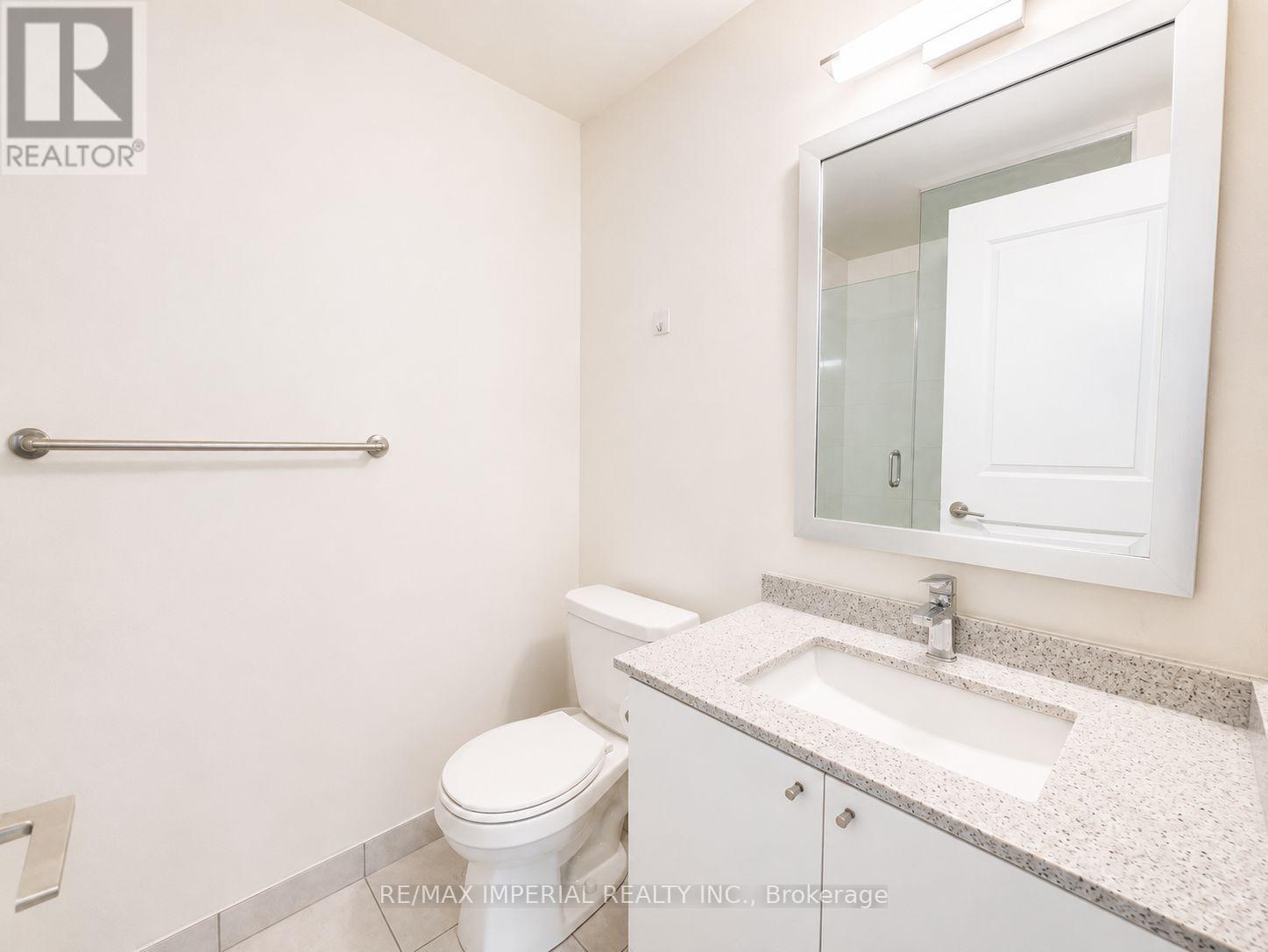 403, Master Room - 65 Watergarden Drive, Mississauga, Ontario  L5R 1B2 - Photo 17 - W13665496