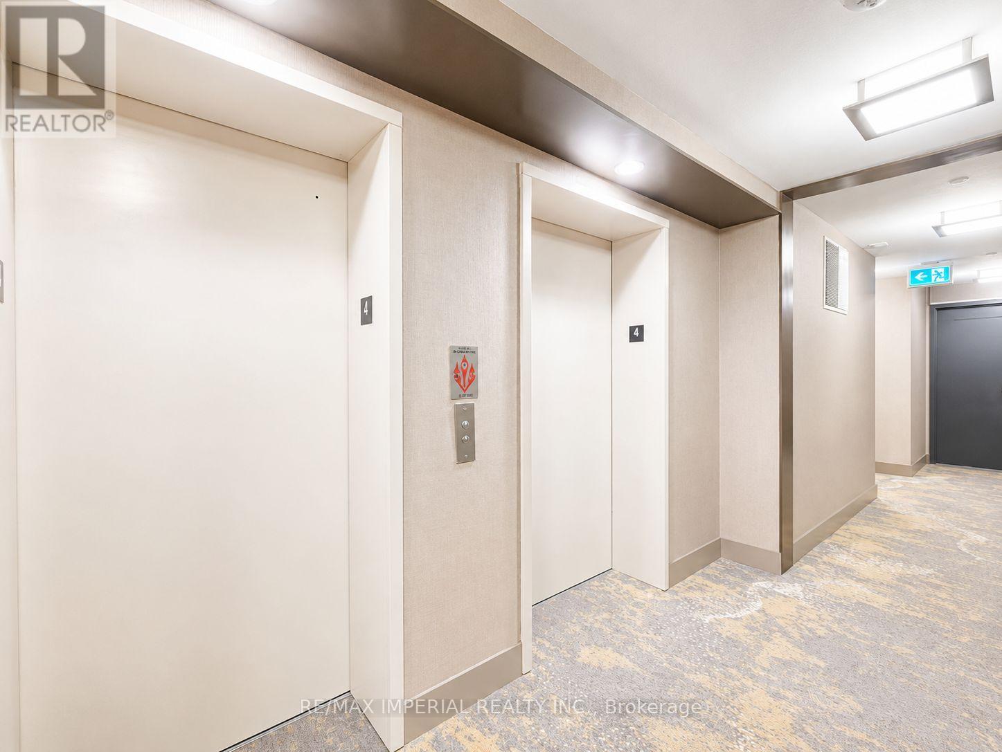 403, Master Room - 65 Watergarden Drive, Mississauga, Ontario  L5R 1B2 - Photo 5 - W13665496