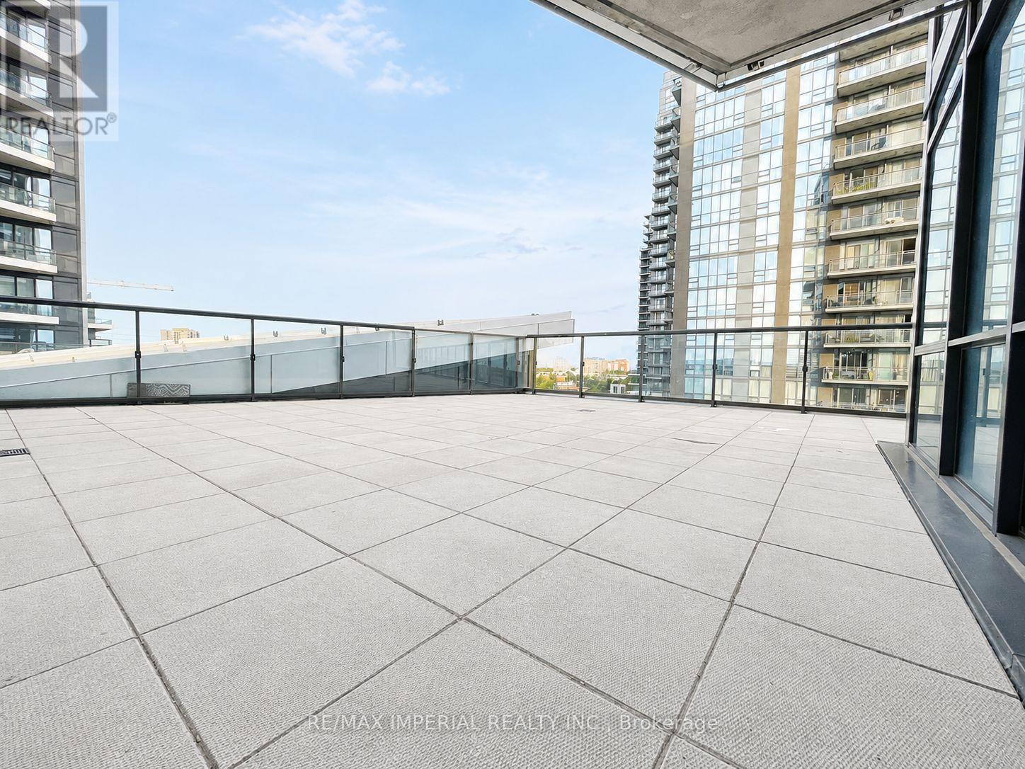403, Master Room - 65 Watergarden Drive, Mississauga, Ontario  L5R 1B2 - Photo 13 - W13665496
