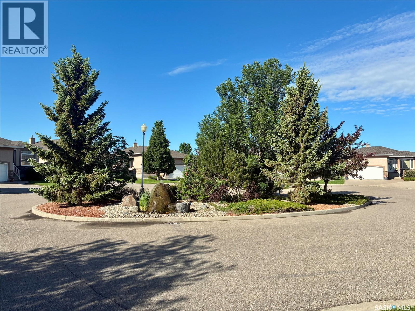 10170 Wascana Estates, Regina, Saskatchewan  S4V 3E5 - Photo 4 - SK045345