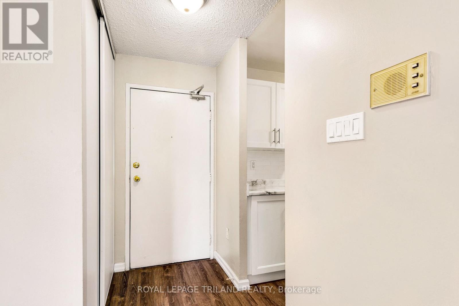 107 - 1584 Ernest Avenue, London South, Ontario  N6E 1X9 - Photo 2 - X13666722