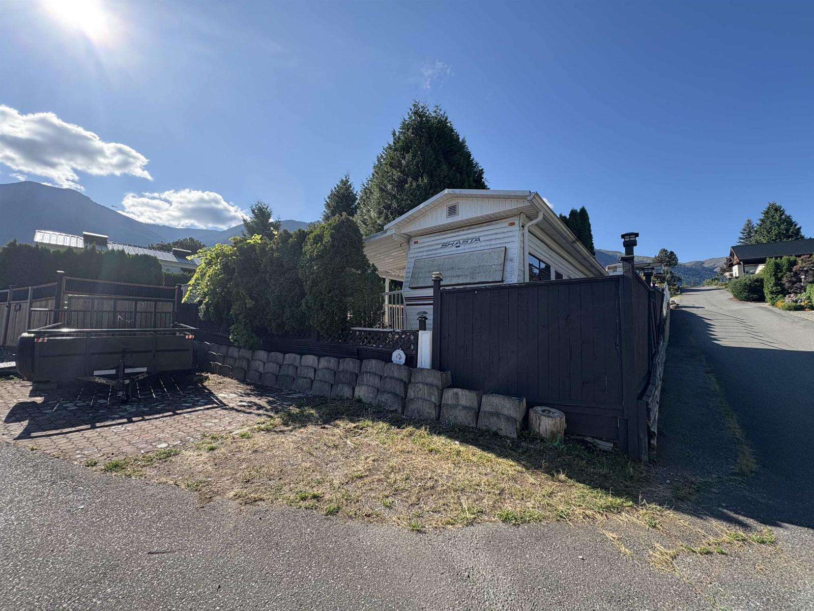 211 1436 Frost Road, Columbia Valley, Cultus Lake, British Columbia  V2R 4X8 - Photo 21 - R3154817