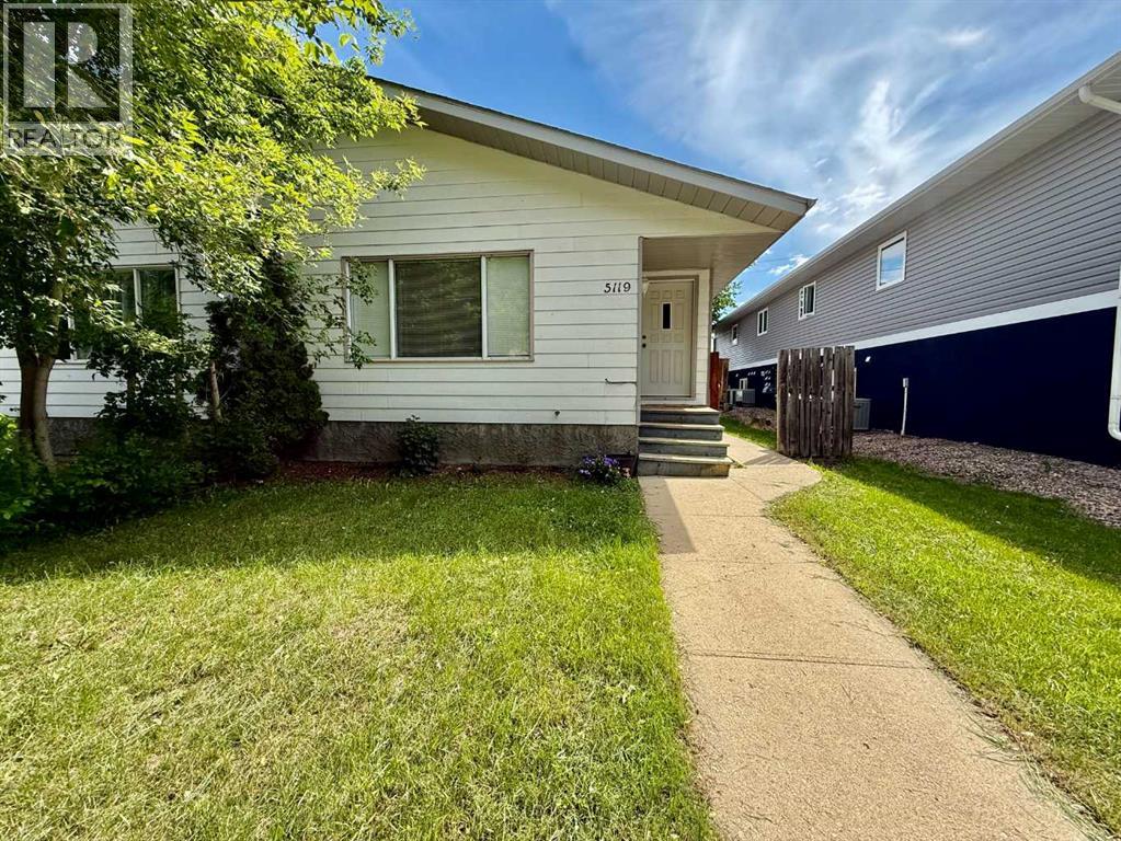 5119 51 Street, Provost, Alberta