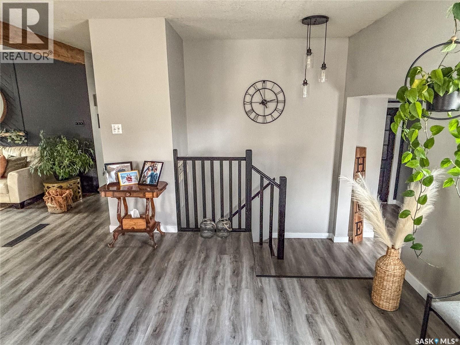 812 Qu'appelle Street, Grenfell, Saskatchewan  S0G 2B0 - Photo 4 - SK036477