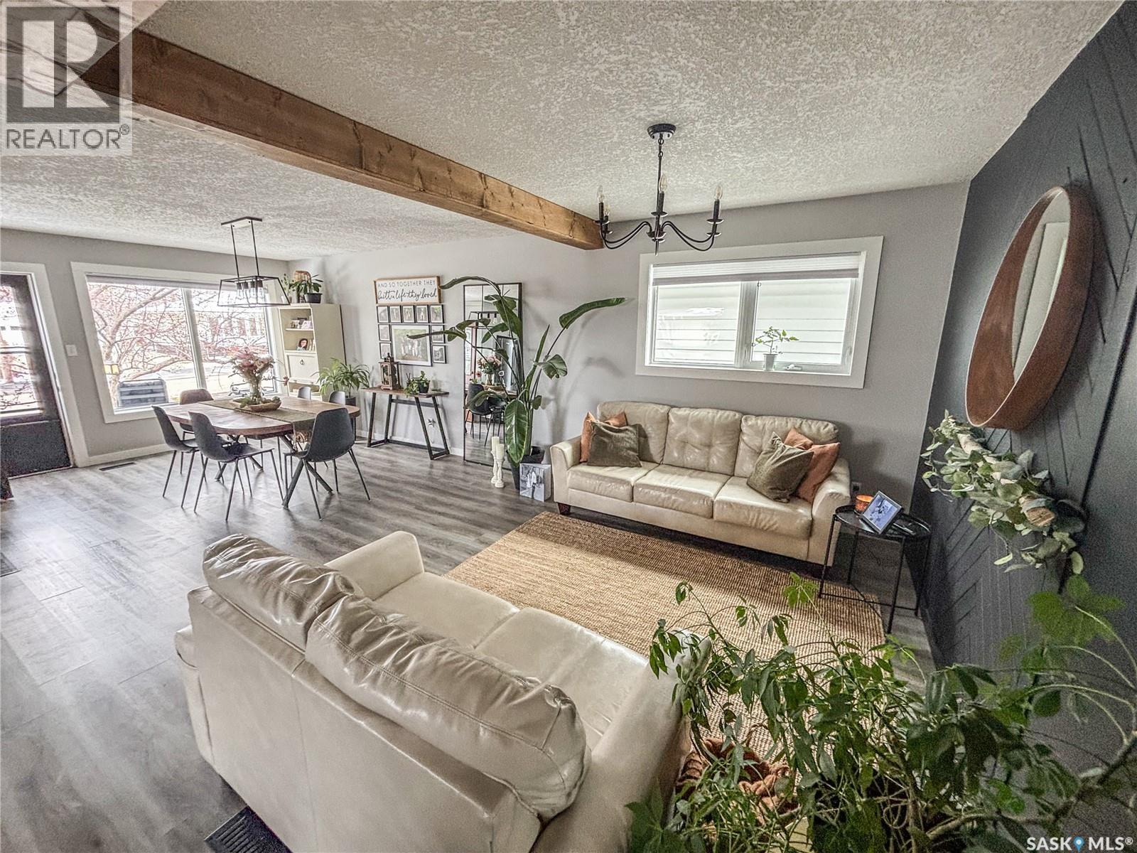 812 Qu'appelle Street, Grenfell, Saskatchewan  S0G 2B0 - Photo 6 - SK036477