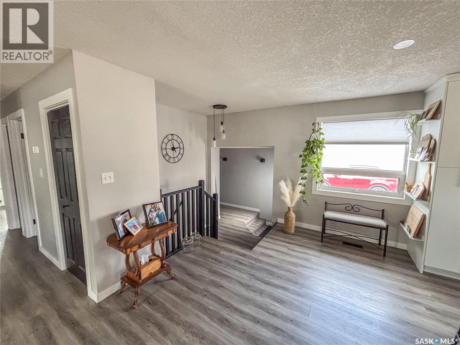 812 Qu'appelle Street, Grenfell, Saskatchewan  S0G 2B0 - Photo 3 - SK036477