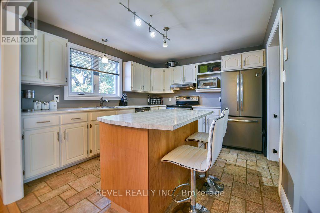 149 Girdwood Crescent, Timmins, Ontario  P0N 1H0 - Photo 8 - T13666678