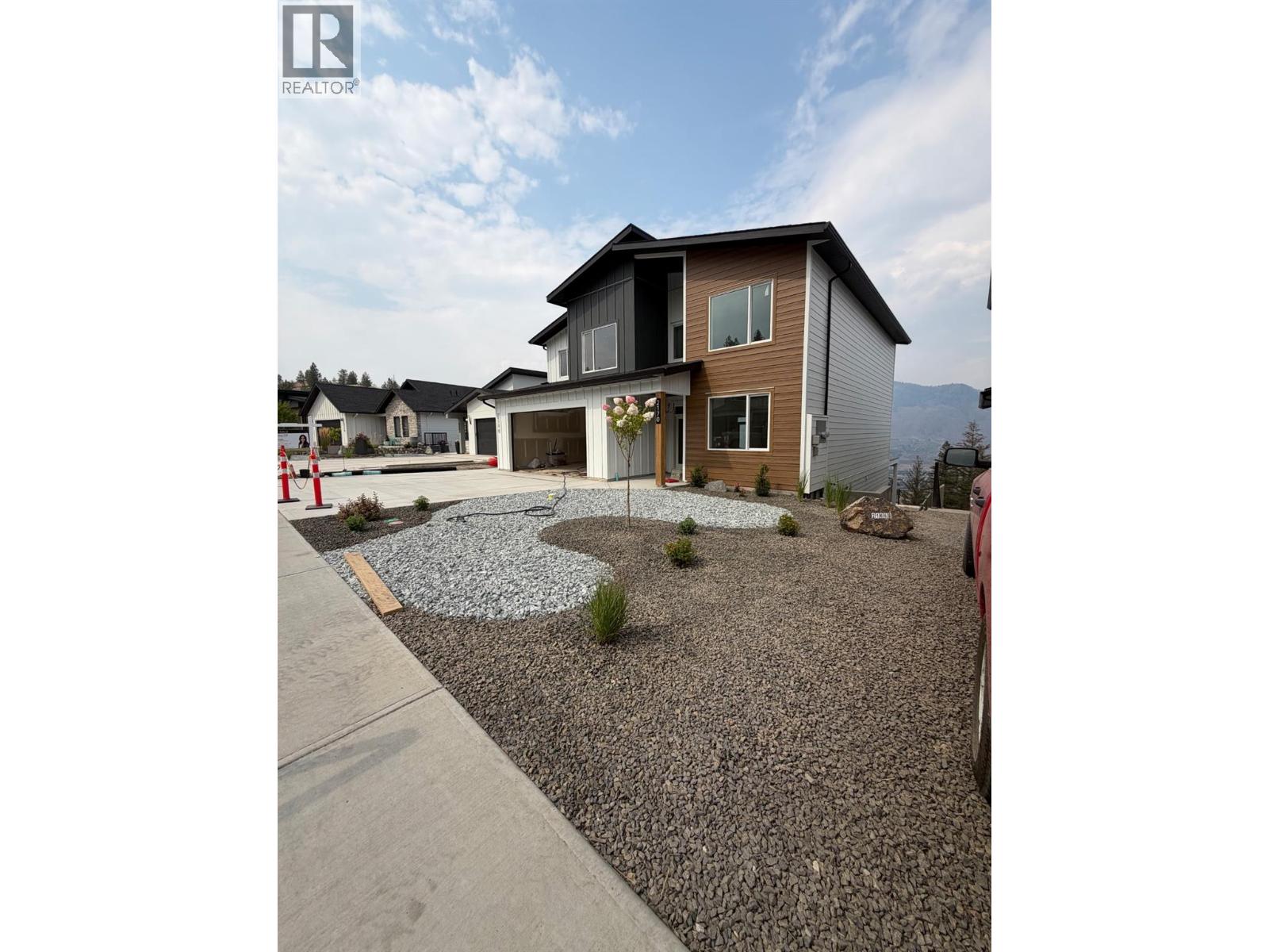 2170 Galore Crescent, Kamloops, British Columbia  V2E 0E4 - Photo 2 - 10376814
