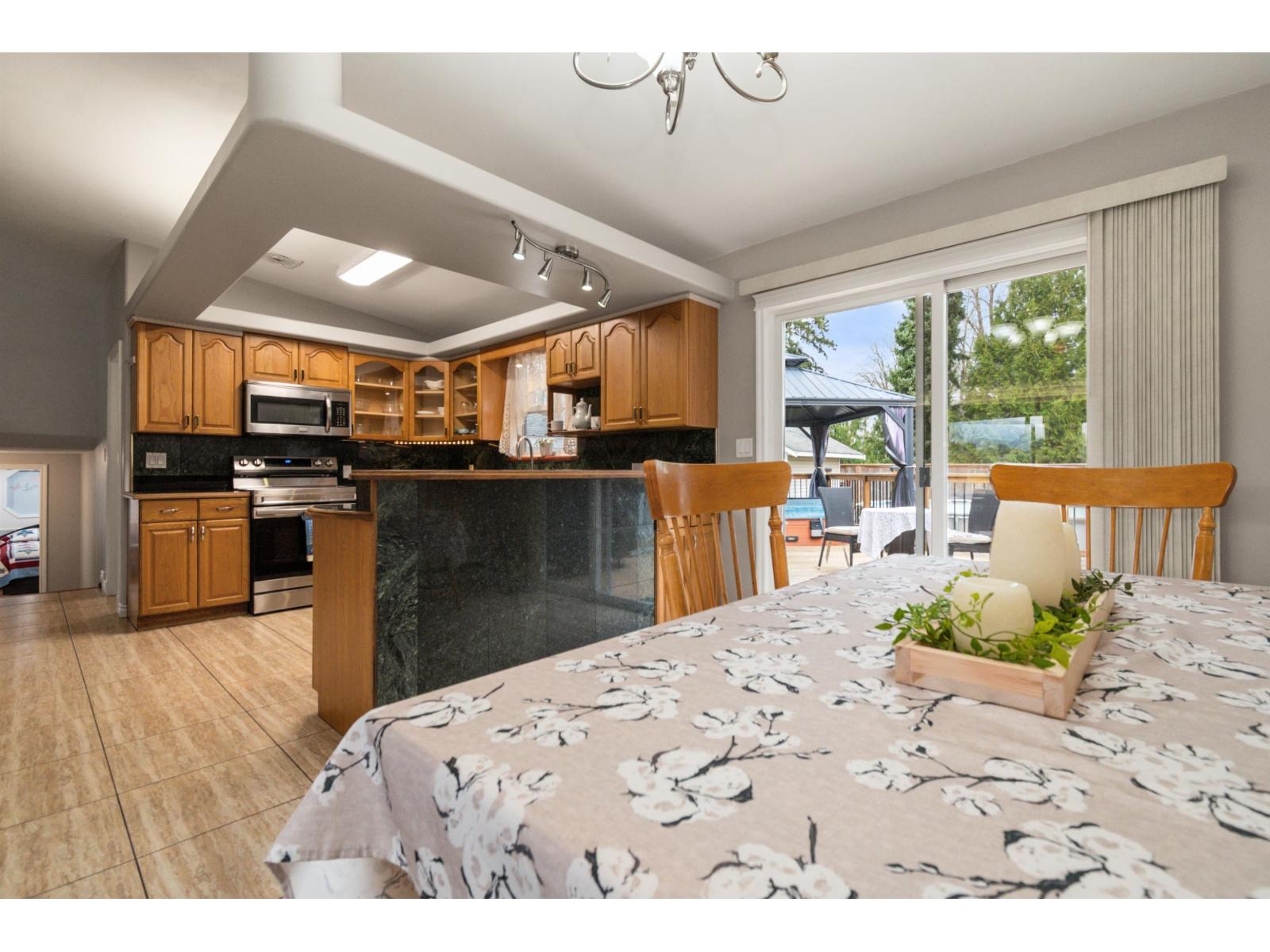 45715 Berkeley Avenue, Chilliwack Proper West, Chilliwack, British Columbia  V2P 3N1 - Photo 16 - R3154778