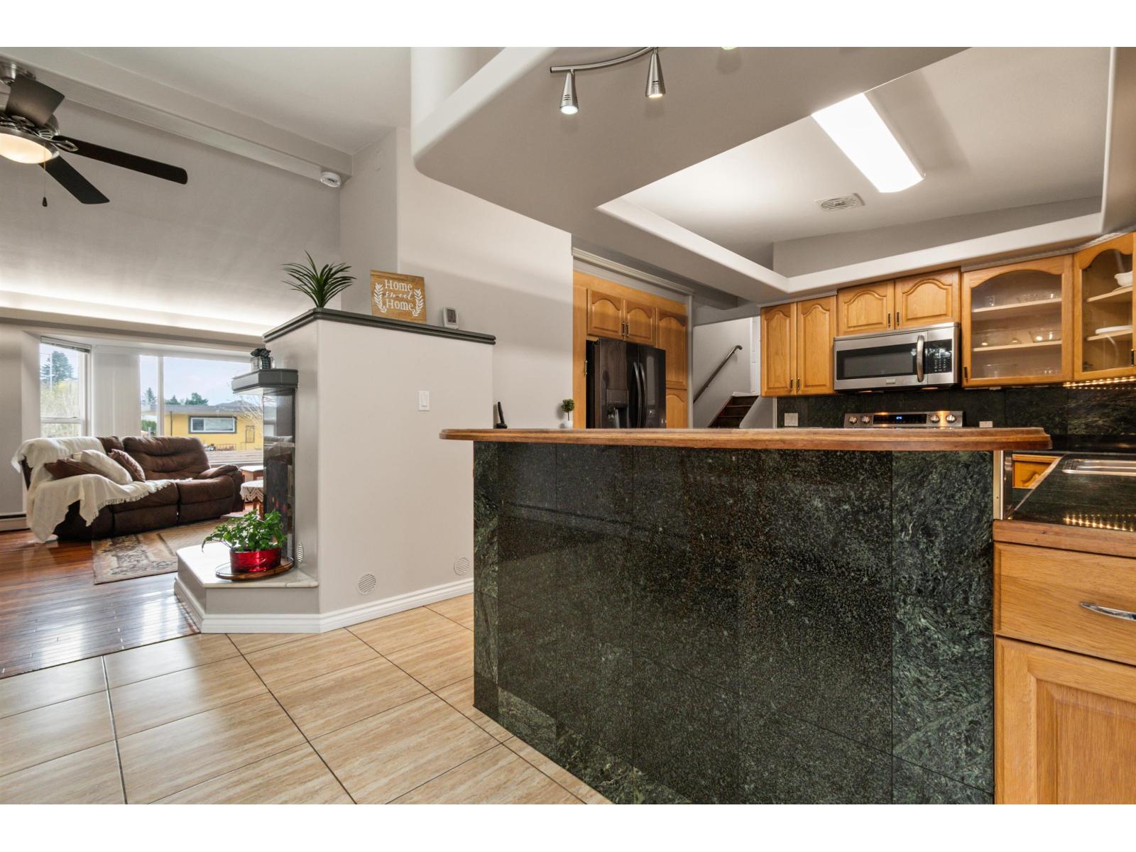45715 Berkeley Avenue, Chilliwack Proper West, Chilliwack, British Columbia  V2P 3N1 - Photo 14 - R3154778