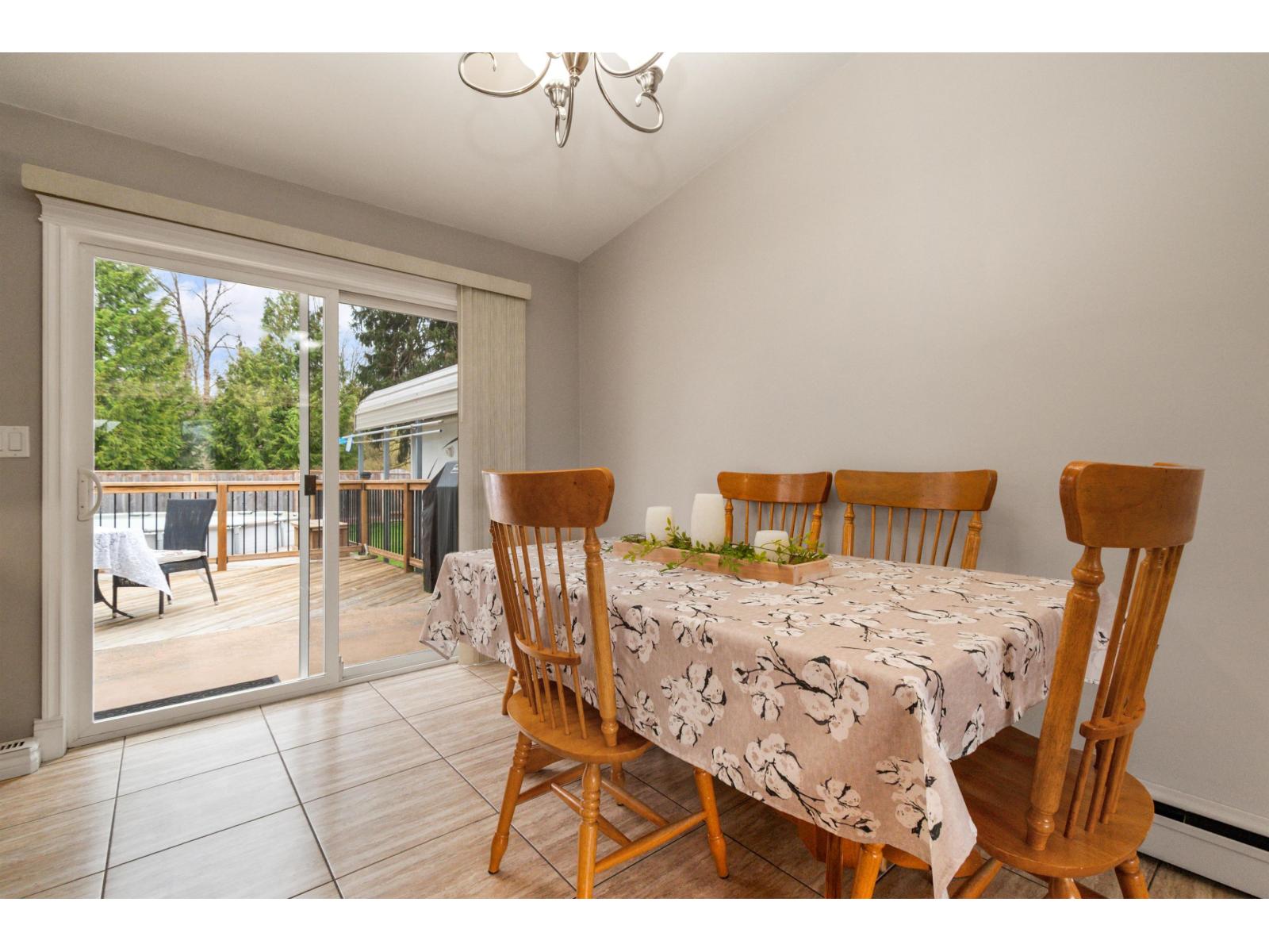 45715 Berkeley Avenue, Chilliwack Proper West, Chilliwack, British Columbia  V2P 3N1 - Photo 15 - R3154778