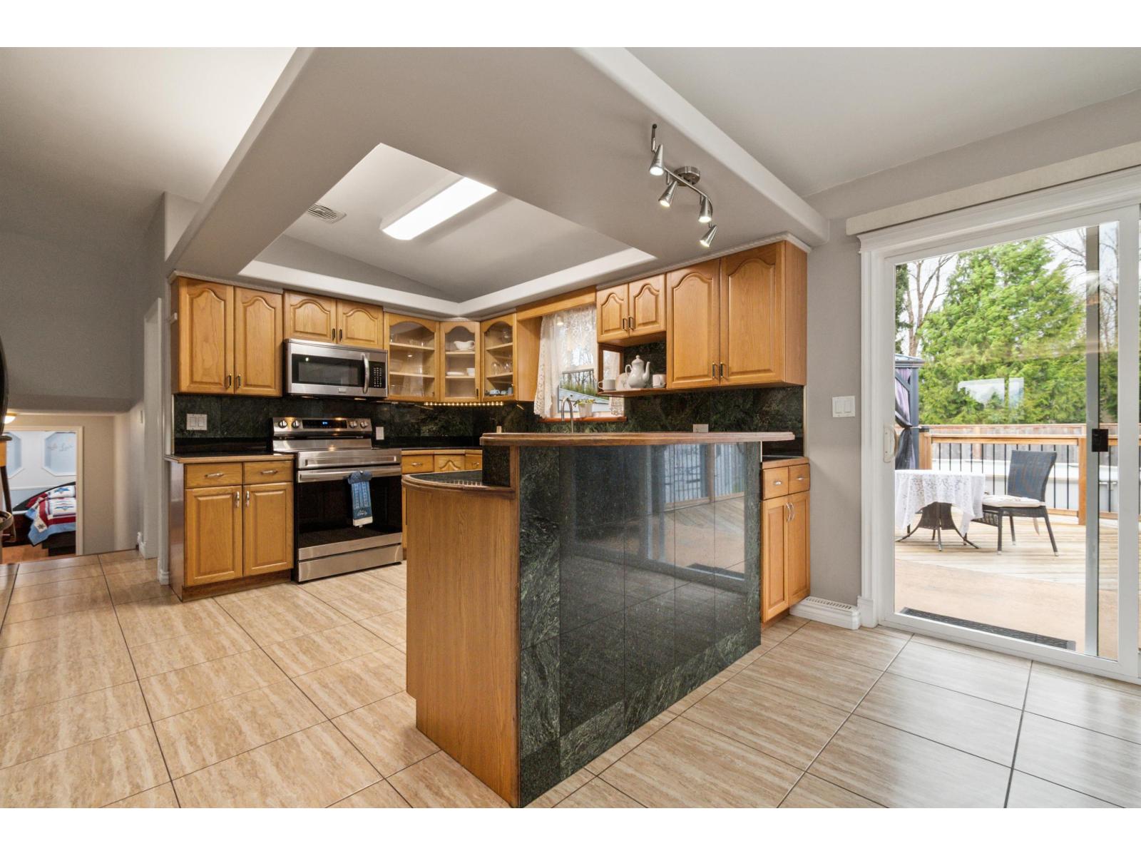 45715 Berkeley Avenue, Chilliwack Proper West, Chilliwack, British Columbia  V2P 3N1 - Photo 13 - R3154778