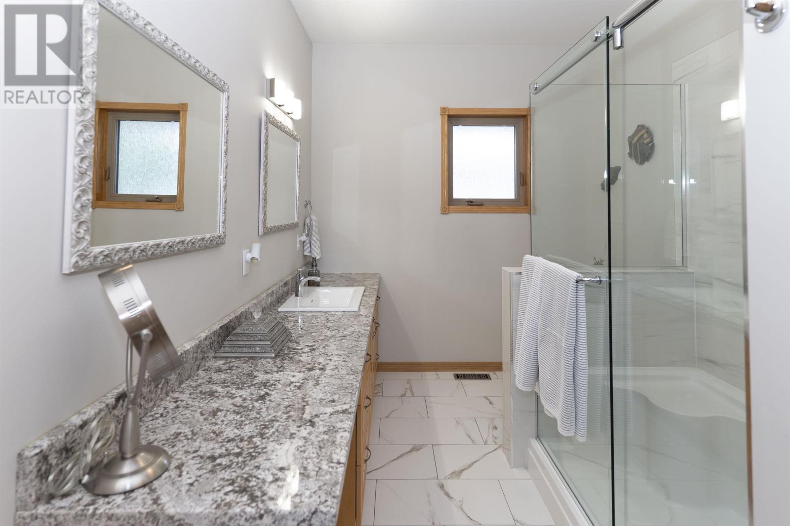 316 Fairbrooke Cres, Thunder Bay, Ontario  P7B 6Z7 - Photo 22 - TB2602338