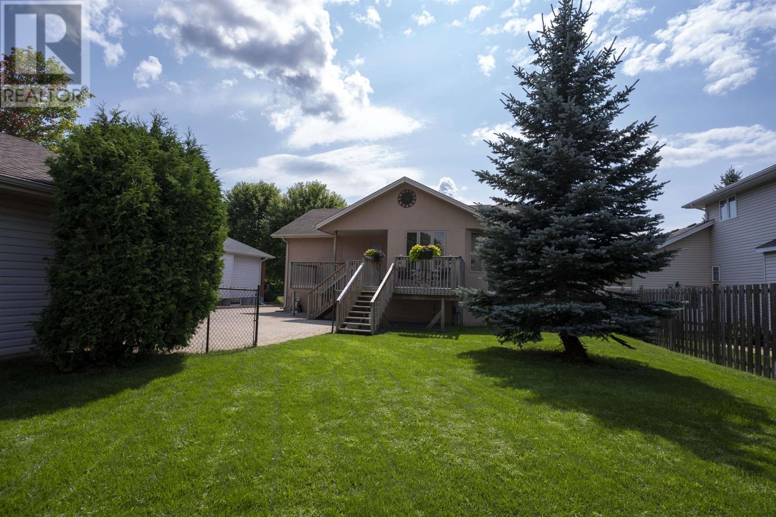 316 Fairbrooke Cres, Thunder Bay, Ontario  P7B 6Z7 - Photo 44 - TB2602338