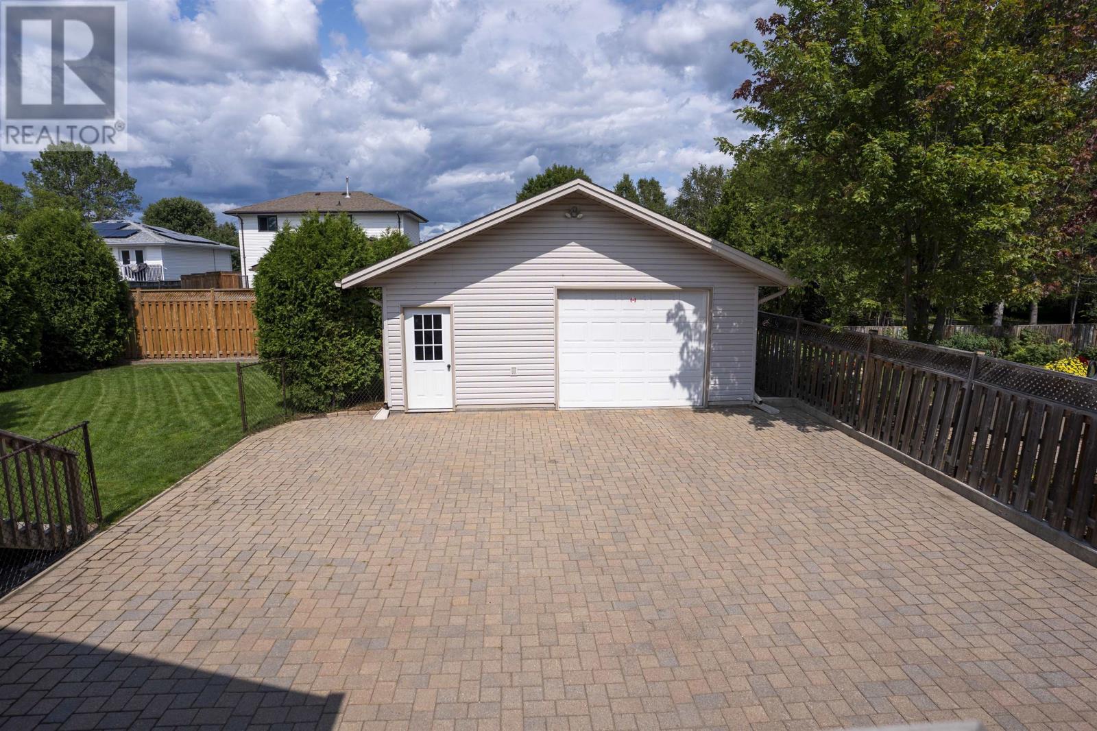 316 Fairbrooke Cres, Thunder Bay, Ontario  P7B 6Z7 - Photo 47 - TB2602338