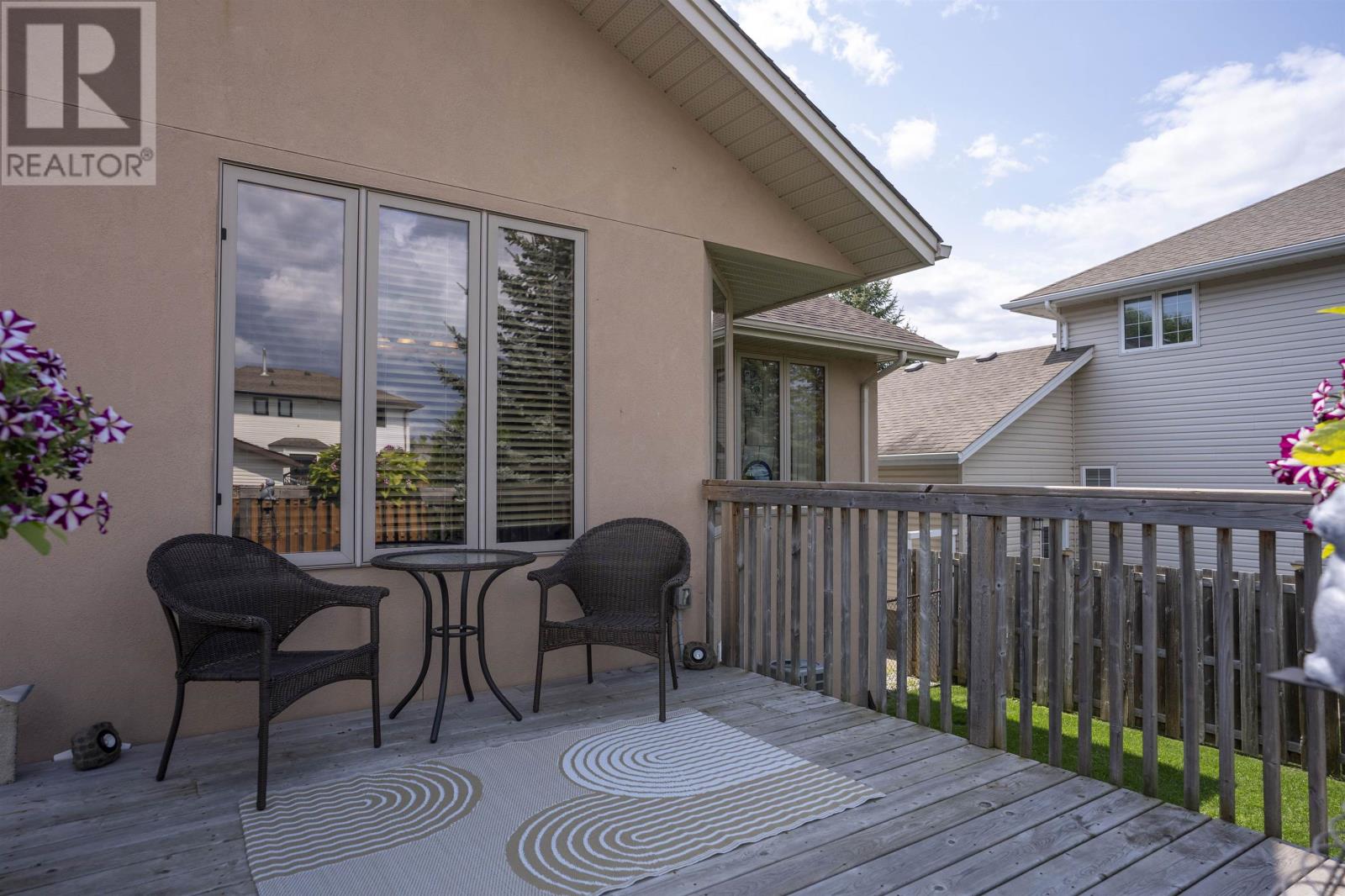 316 Fairbrooke Cres, Thunder Bay, Ontario  P7B 6Z7 - Photo 46 - TB2602338