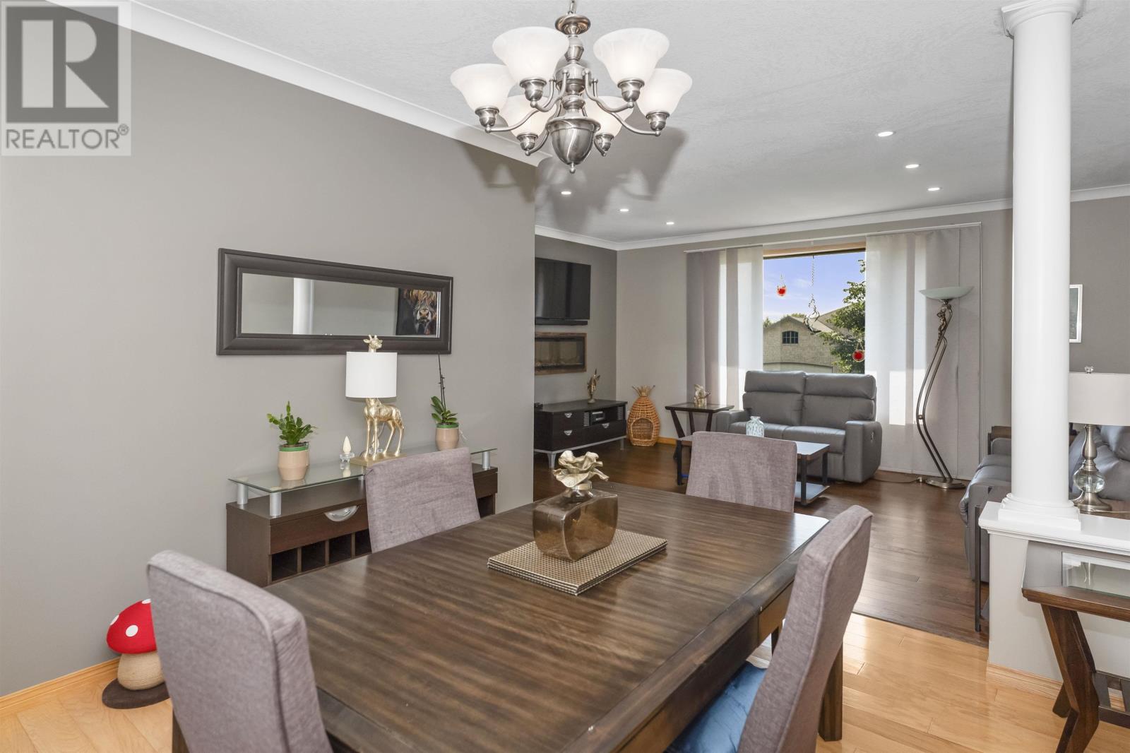 316 Fairbrooke Cres, Thunder Bay, Ontario  P7B 6Z7 - Photo 9 - TB2602338