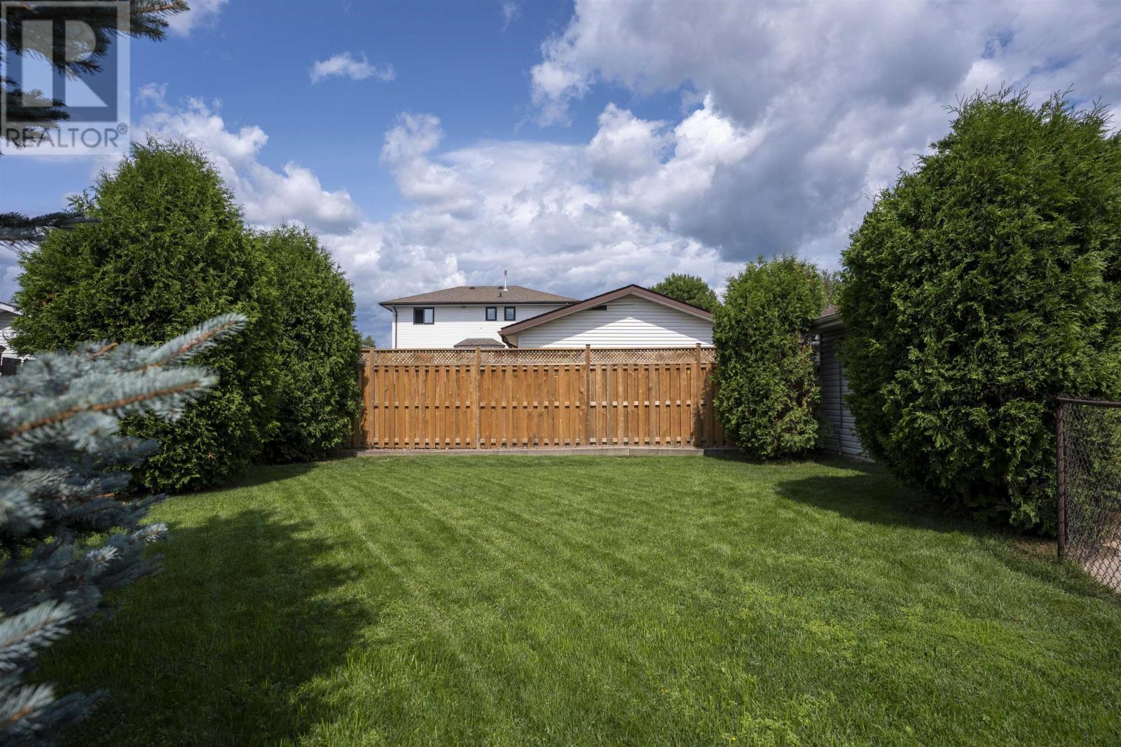 316 Fairbrooke Cres, Thunder Bay, Ontario  P7B 6Z7 - Photo 43 - TB2602338