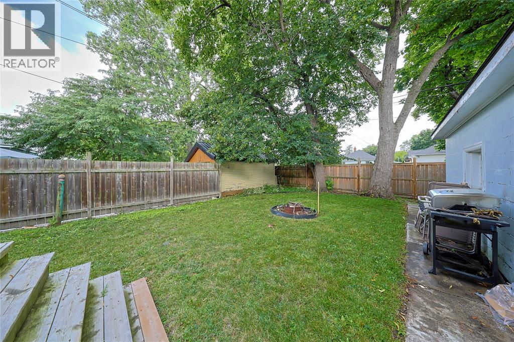 414 Davis Street, Sarnia, Ontario  N7T 1C3 - Photo 31 - 26019121