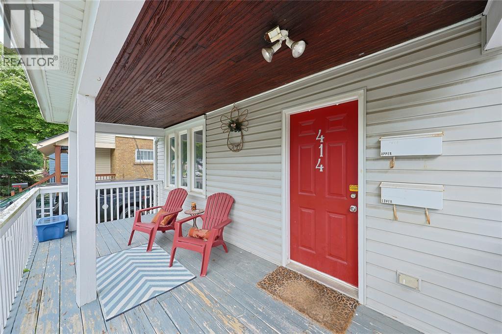 414 Davis Street, Sarnia, Ontario  N7T 1C3 - Photo 2 - 26019121