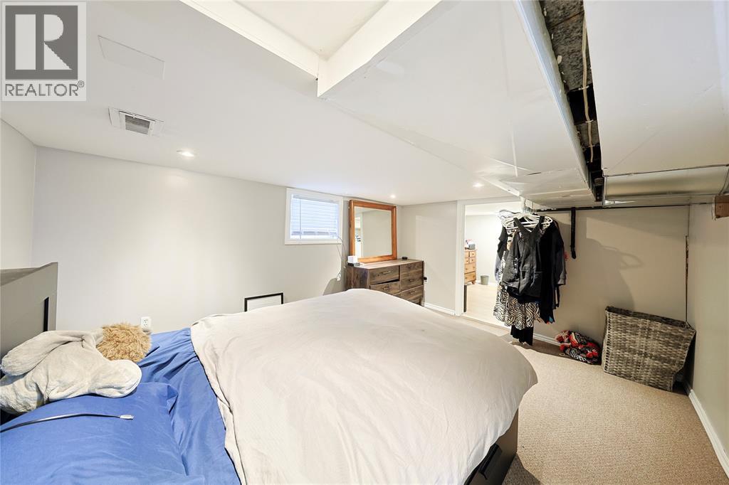 414 Davis Street, Sarnia, Ontario  N7T 1C3 - Photo 17 - 26019121