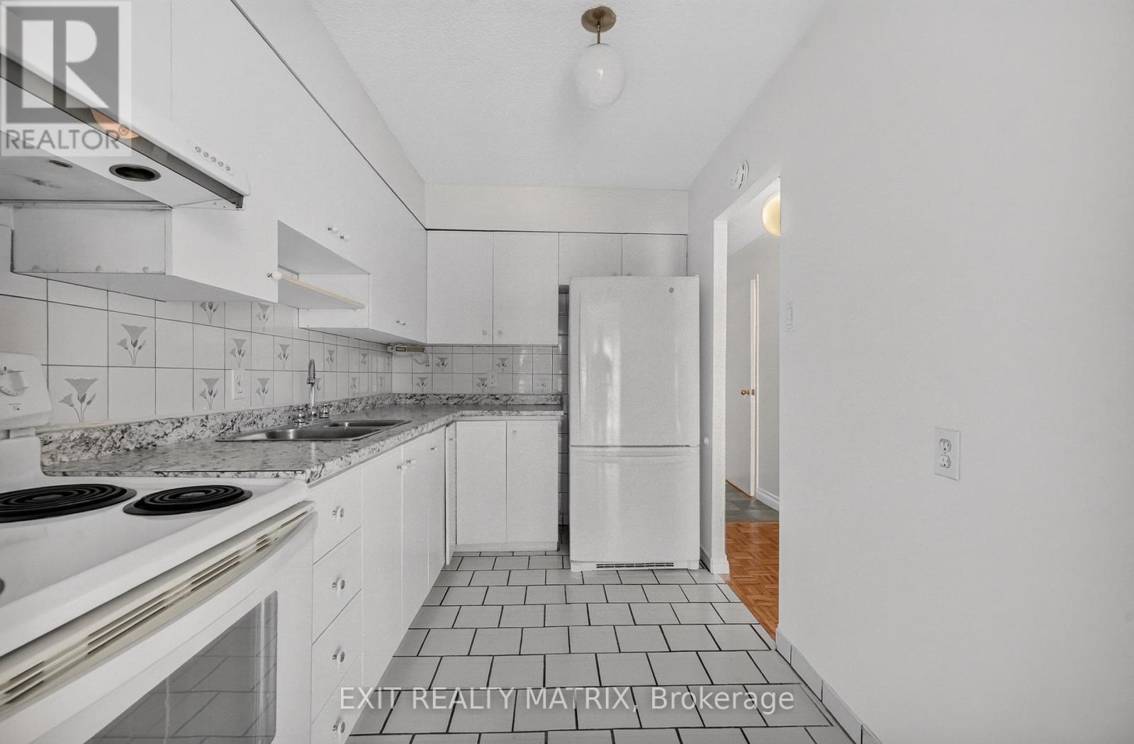 1204 - 158 B Mcarthur Avenue, Ottawa, Ontario  K1L 8C9 - Photo 5 - X13666682