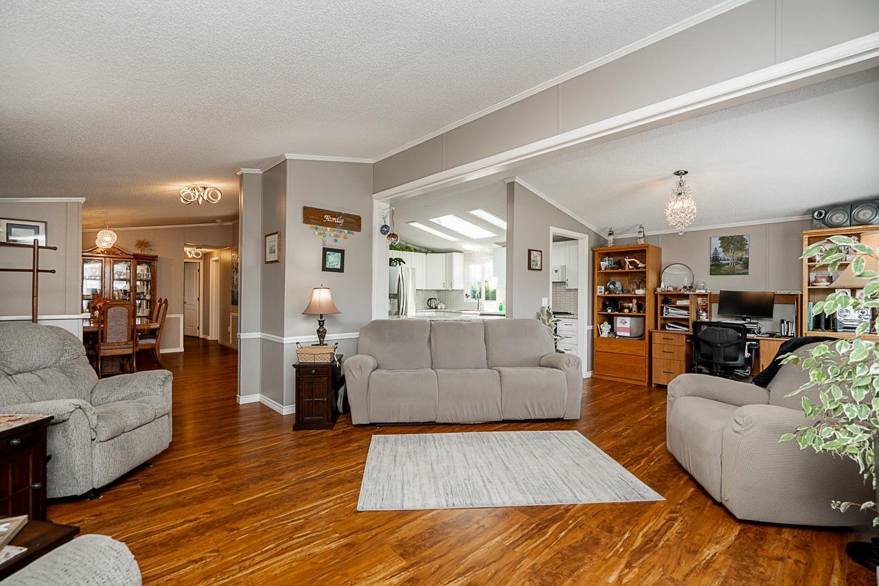 59 45918 Knight Road, Sardis East Vedder, Chilliwack, British Columbia  V2R 3X4 - Photo 2 - R3154277