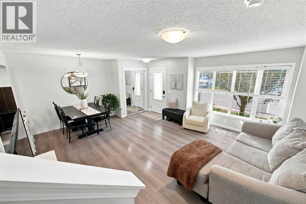 14 Windford Crescent SW, Airdrie, Alberta  T4B 4A4 - Photo 5 - A2334804