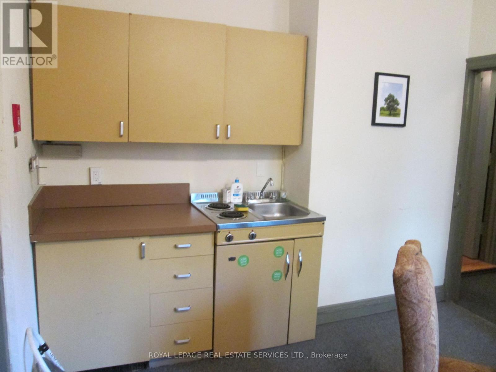 6 Trinity Square, Toronto, Ontario  M5G 1B1 - Photo 7 - C13666700