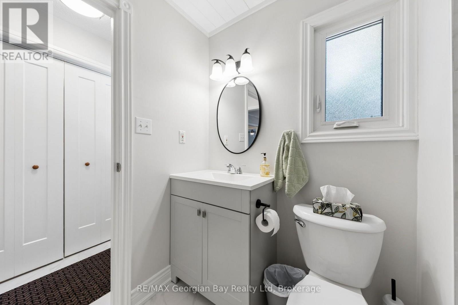 59 Broad Street, Penetanguishene, Ontario  L9M 1G4 - Photo 22 - S13666762