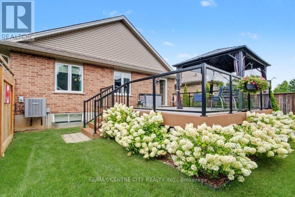 67 Peach Tree Boulevard, St. Thomas, Ontario  N5R 0C1 - Photo 35 - X13635780