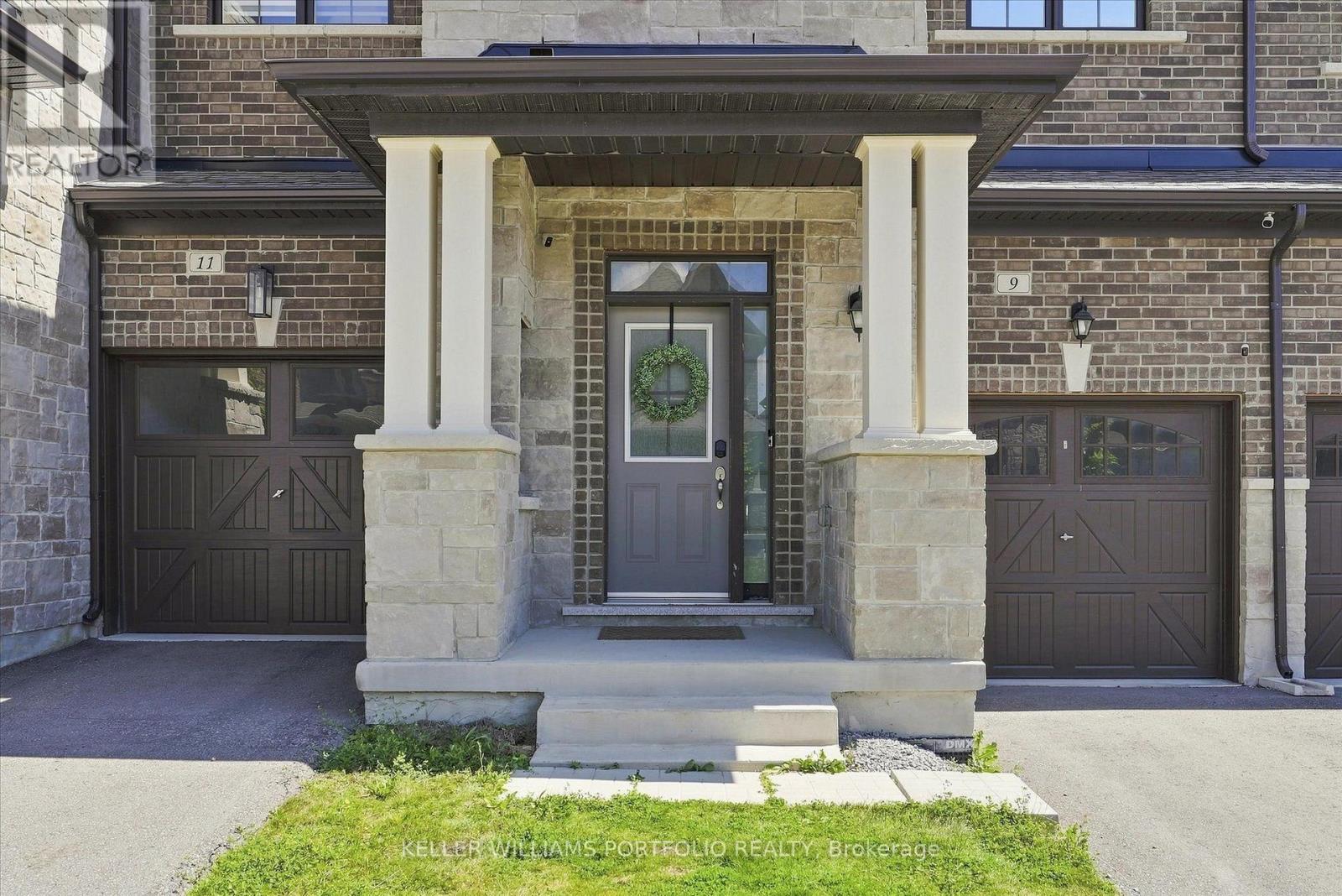9 Viola Street, East Gwillimbury, Ontario L9N 0T6 - Photo 4 - N13666686
