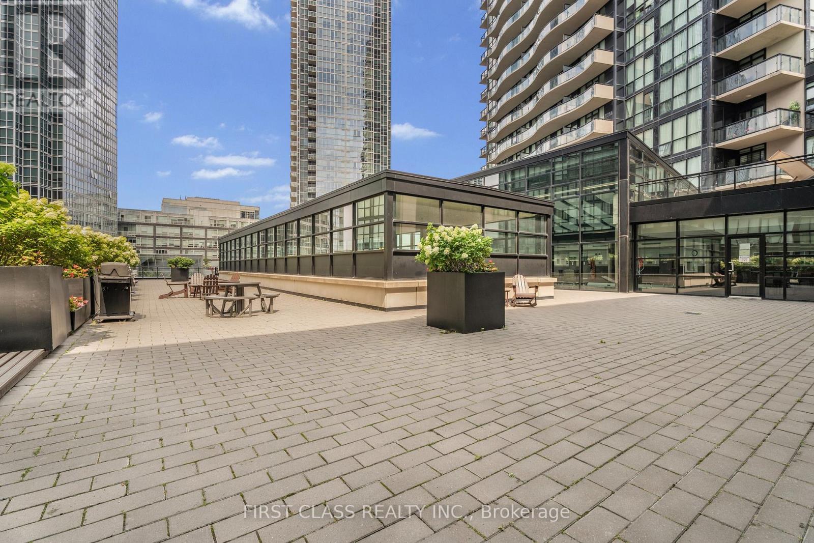 1804 - 2910 Highway 7, Vaughan, Ontario  L4K 0H8 - Photo 7 - N13666766