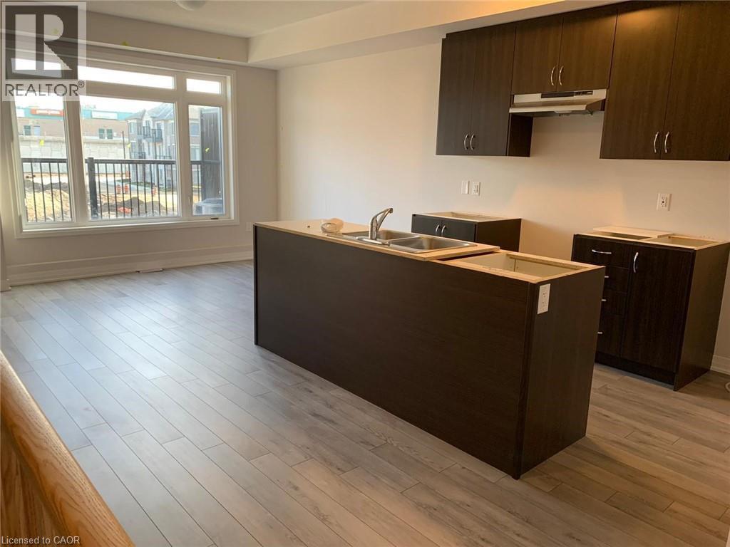 585 Colborne Street E Unit# 109, Brantford, Ontario  N3S 0K4 - Photo 2 - 40854603